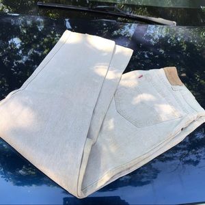 Levi’s Cream 540 Jeans